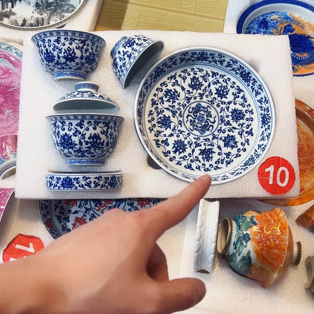 用***1青花缠枝莲五件套