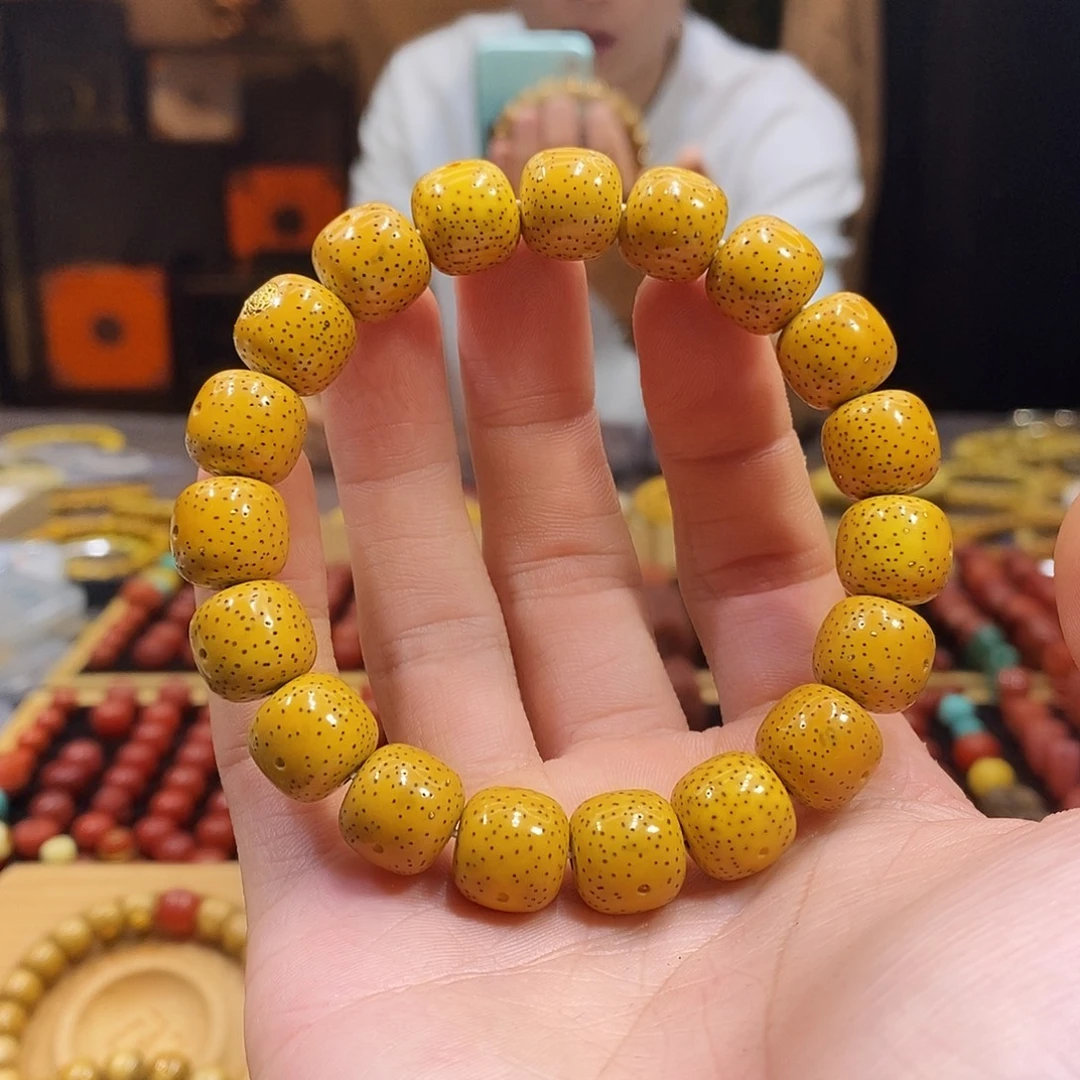 Y***礧手串星月菩提星点天花板