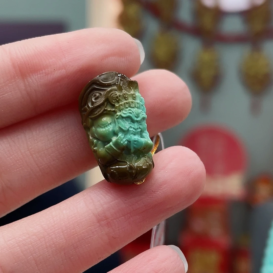 绿松石颈饰未镶嵌