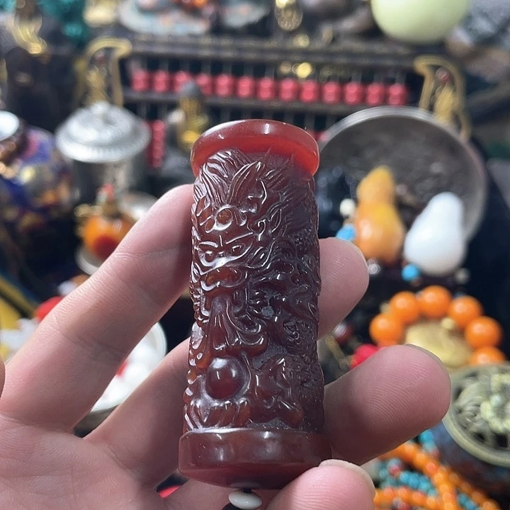 织绣摆件等各种工具的使用