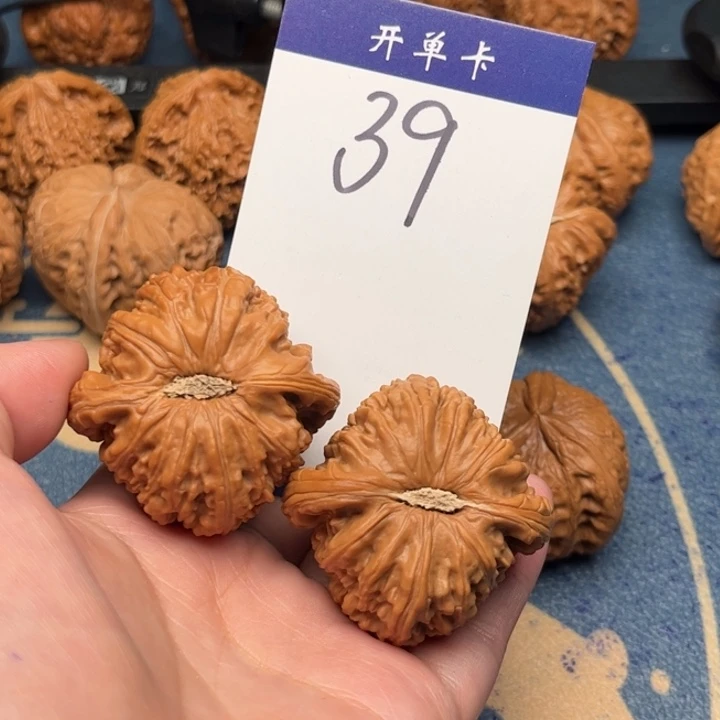 吊坠文玩核桃田**心白狮子 44精修 39