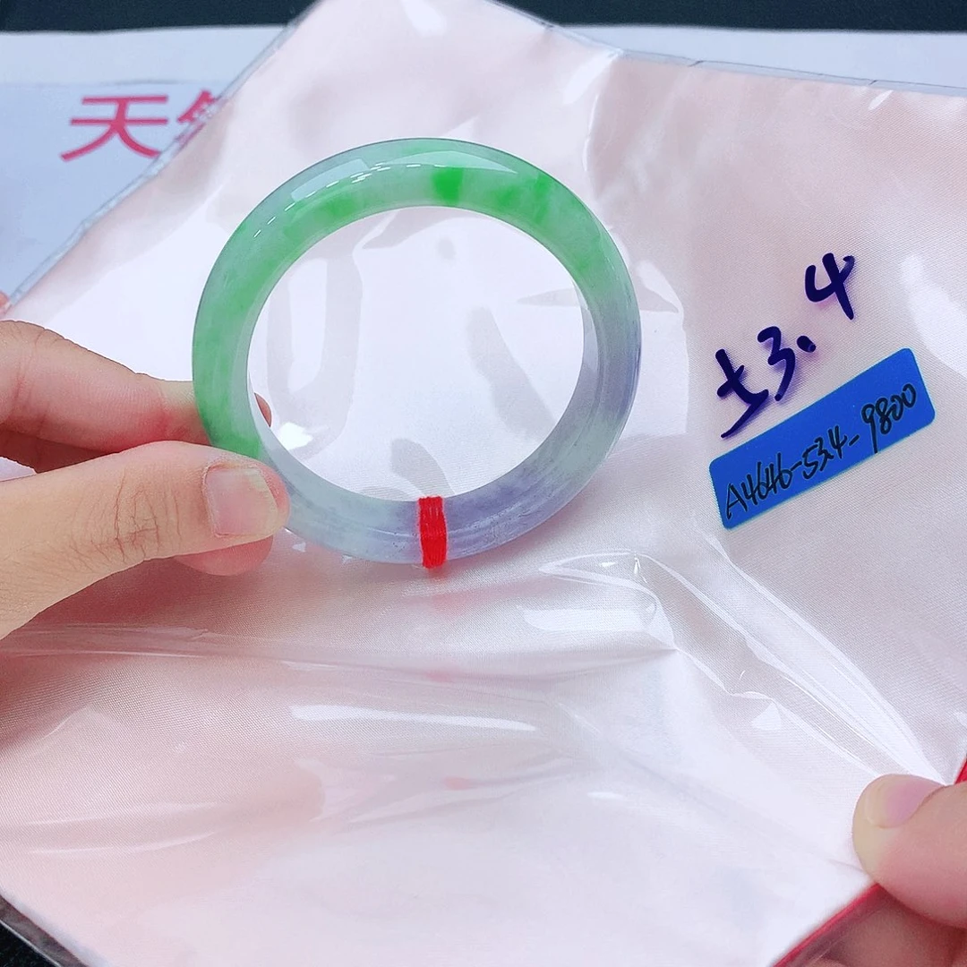 翡翠未镶嵌手镯我
