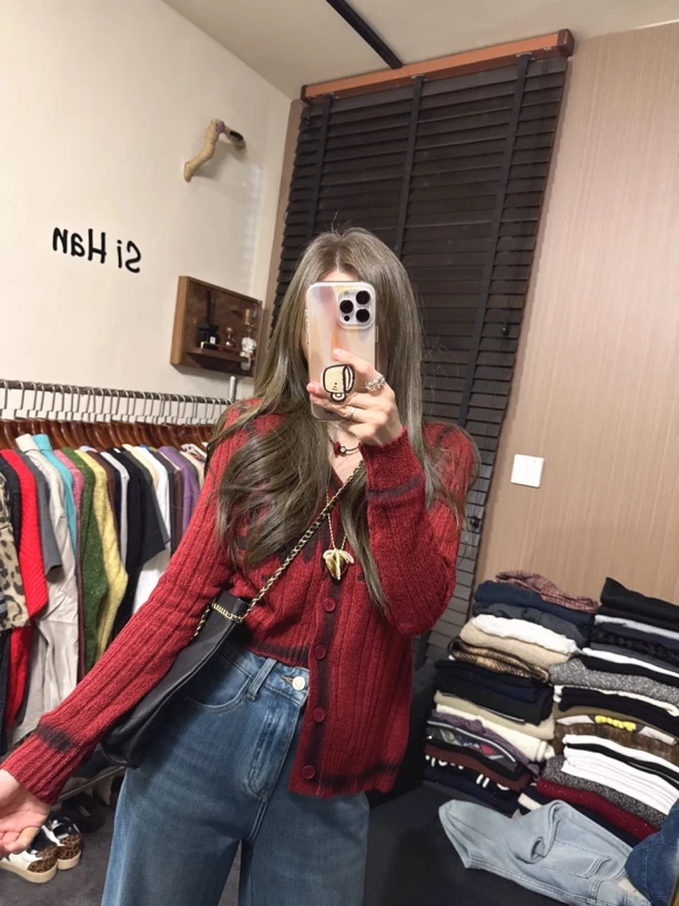 【思含】拼色女人风不对称设计系扣针织衫