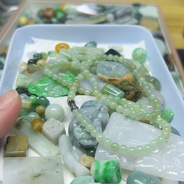 风***钟翡翠未镶嵌颈饰天然翡翠50