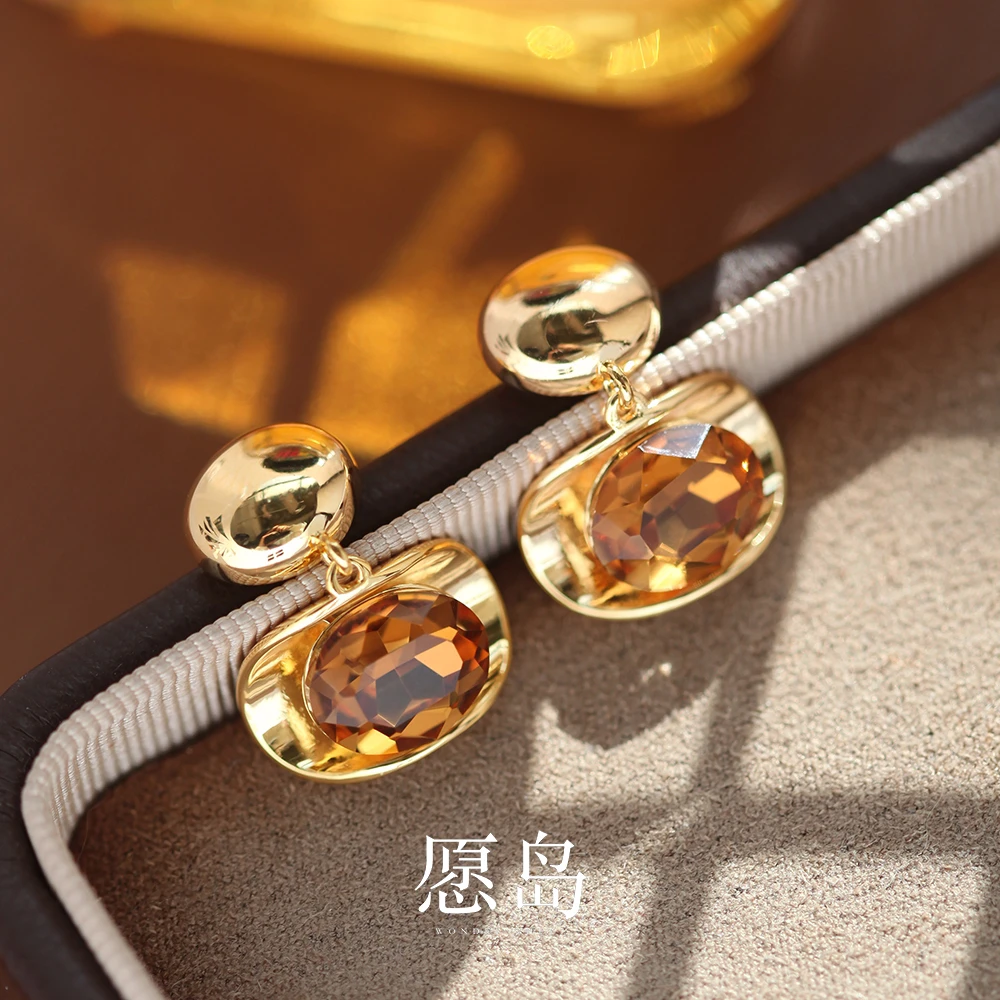 愿岛 黄铜合成锆石耳饰 法式气质简约时尚炫彩锆石镜面耳钉EH2303