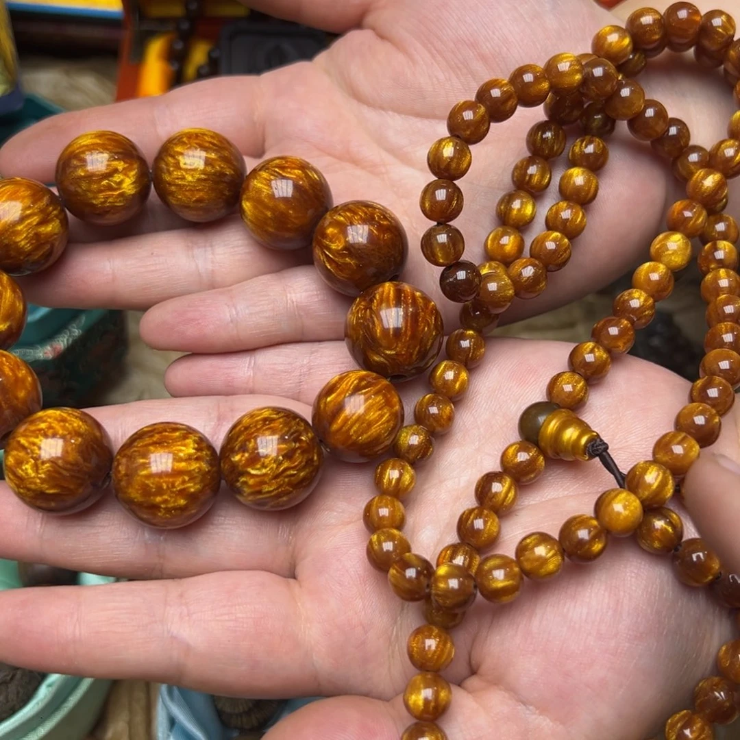 大叶紫檀（黑酸枝木类）