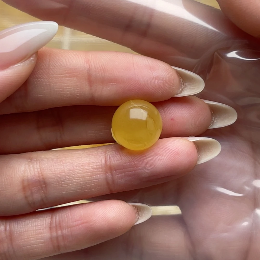 未镶嵌琥珀裸石狂***哥蜜蜡圆珠 思思
