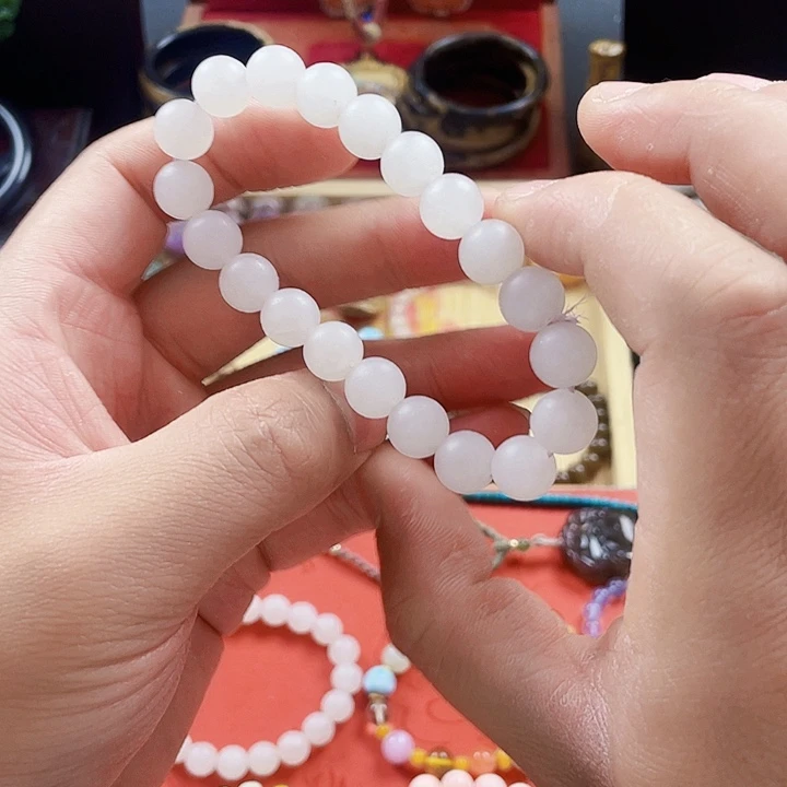 手链未镶嵌和田玉（青白玉）和田玉手链