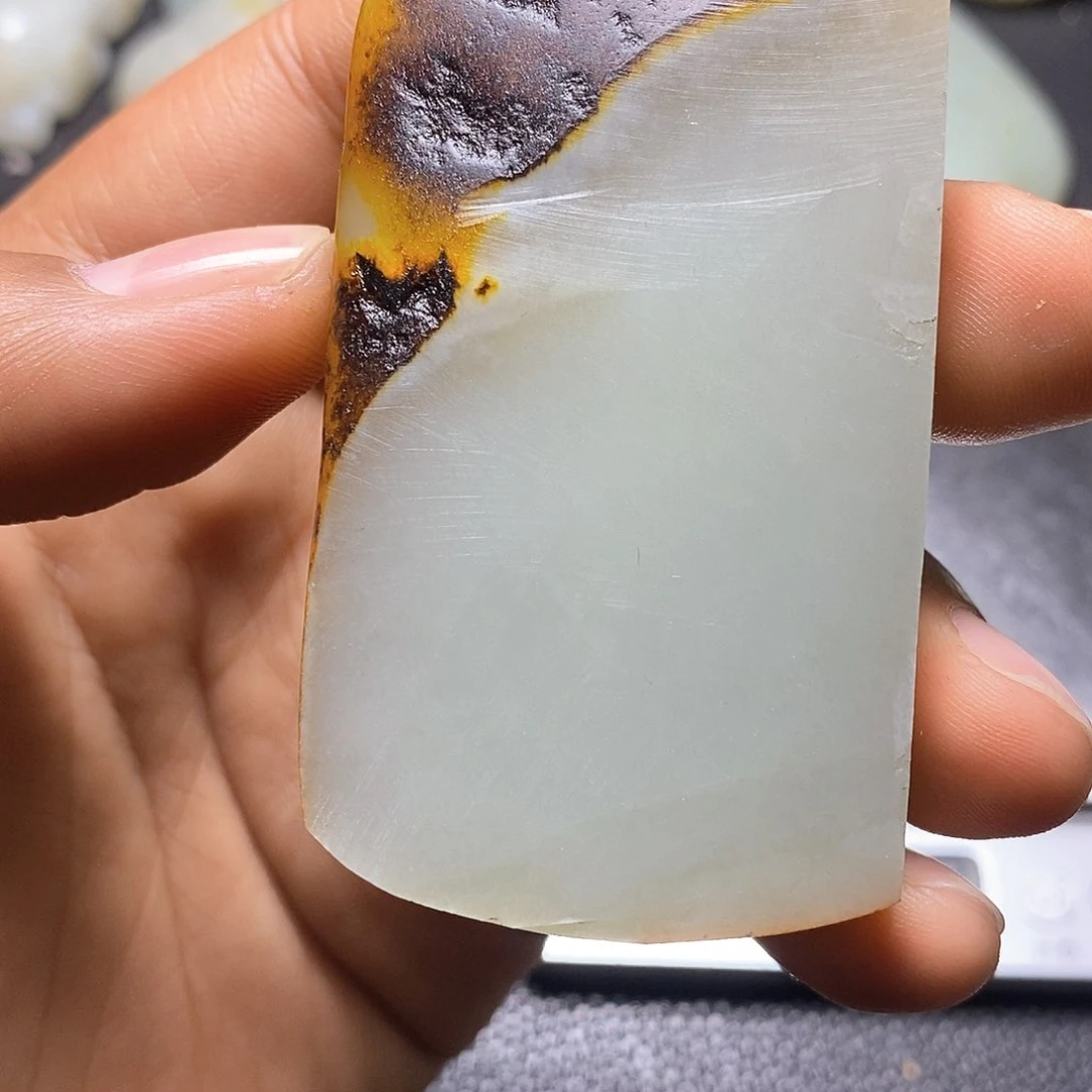 定制和田玉挂件未镶嵌金*