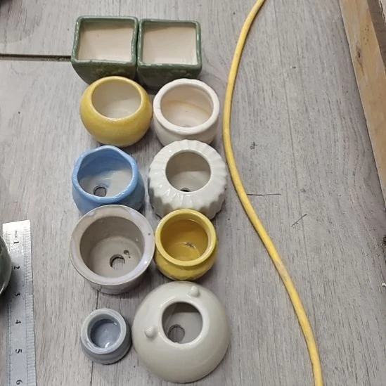 微瑕陶瓷盆满12包邮