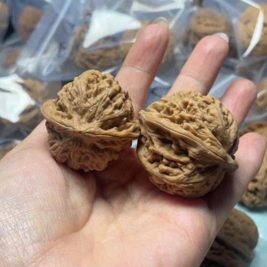 舞***灵吊坠文玩核桃凤凰28