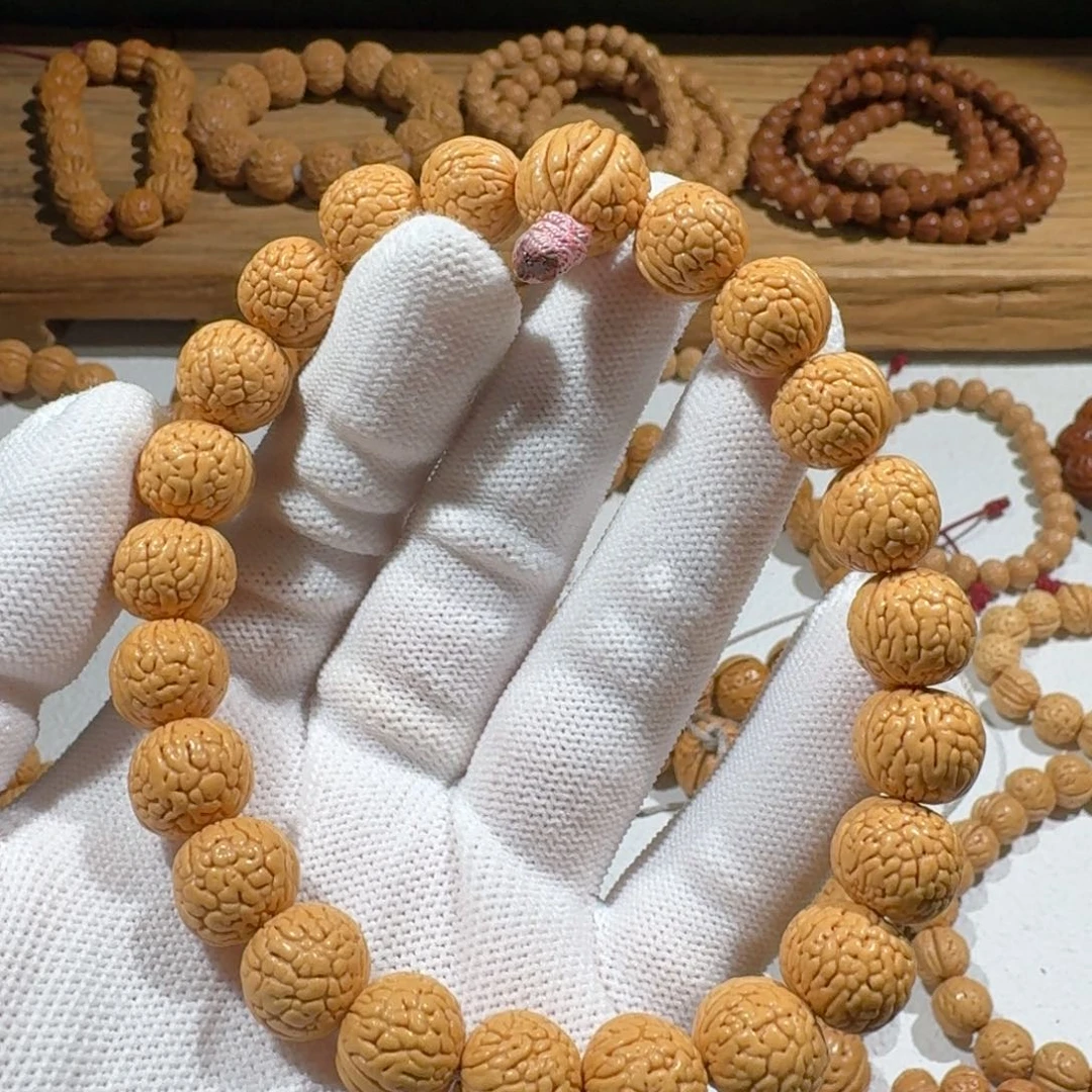 彬***帅桃核吊坠工厂龙鳞