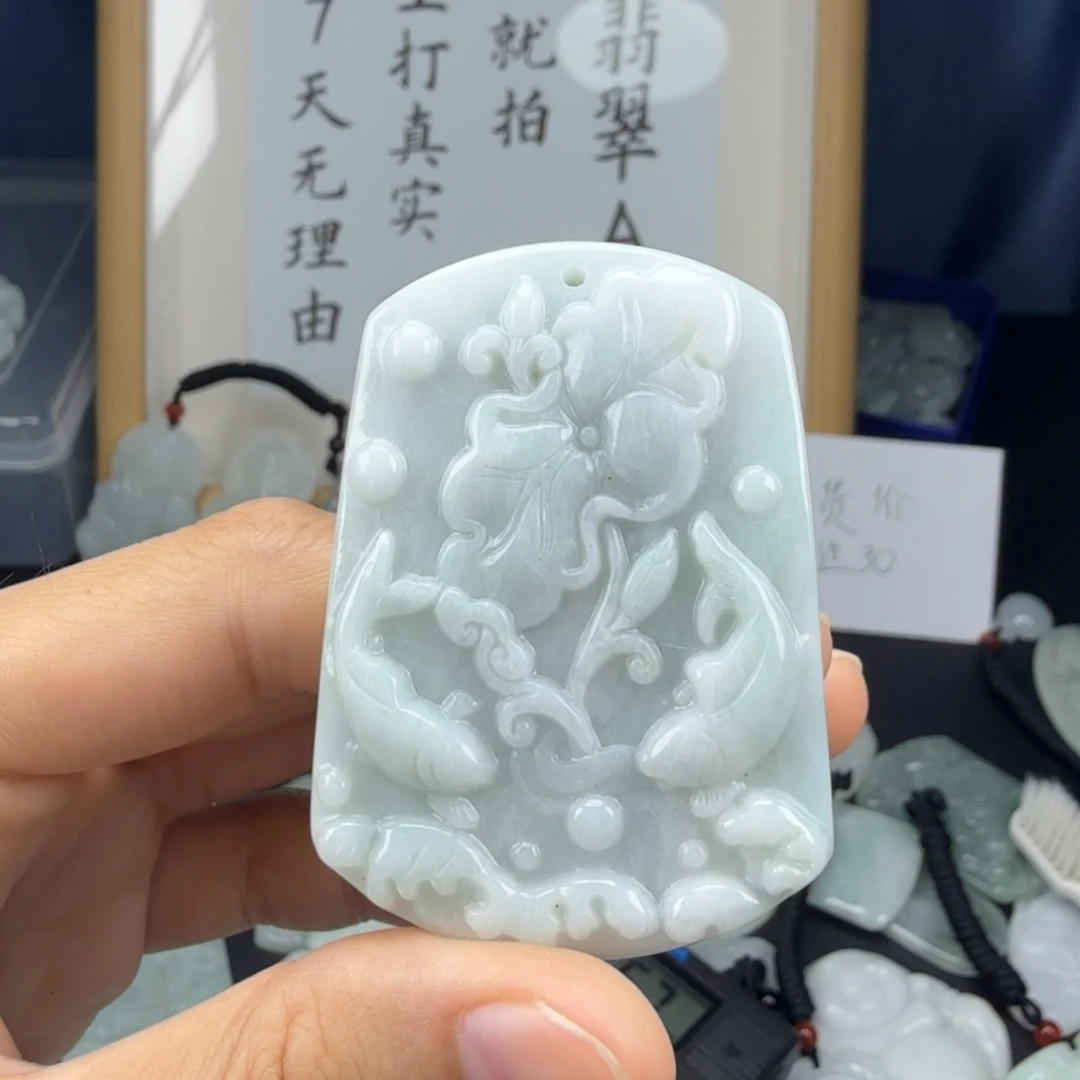 翡翠未镶嵌颈饰翡翠