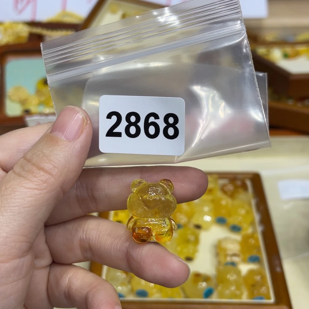琥珀珠宝奇石未镶嵌