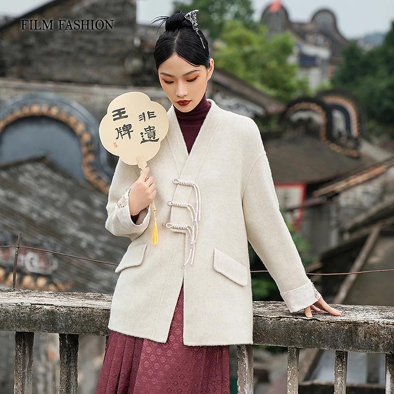 【芊芊专属】冬季新款新中式双面呢绵羊毛白色长款女 FFEG142427