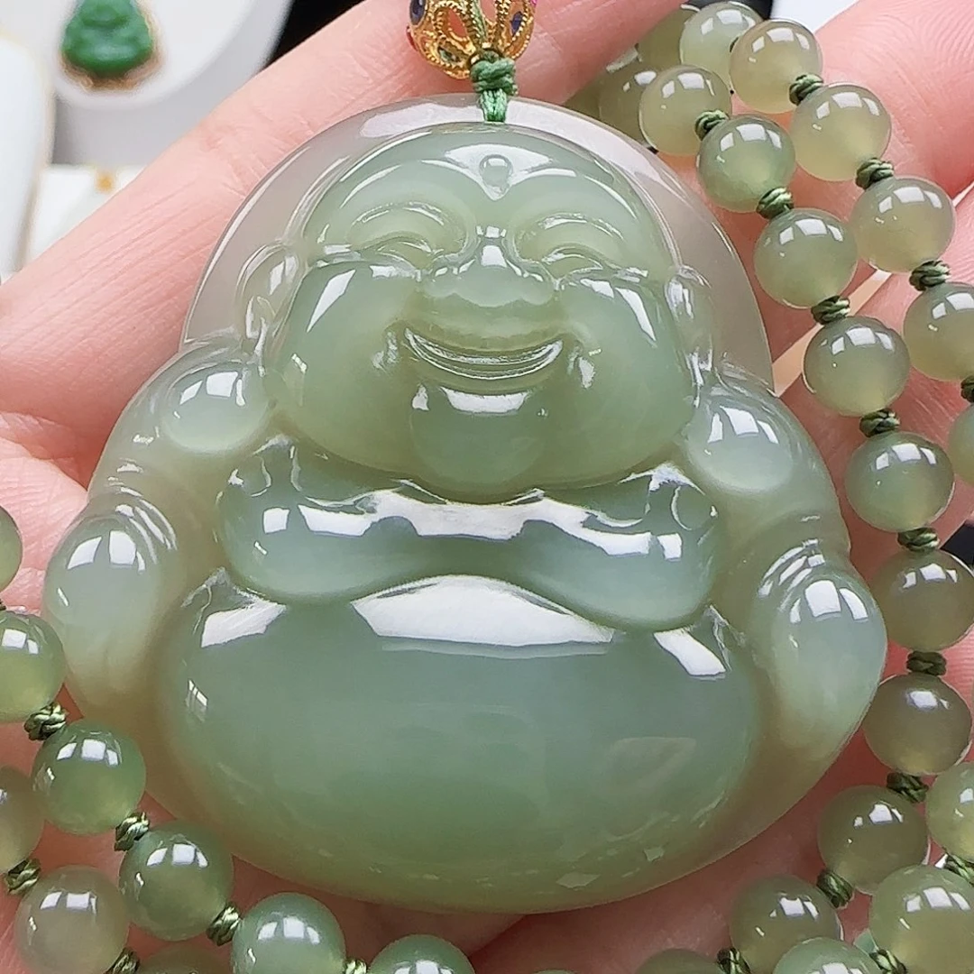 和田玉18K金镶嵌颈饰