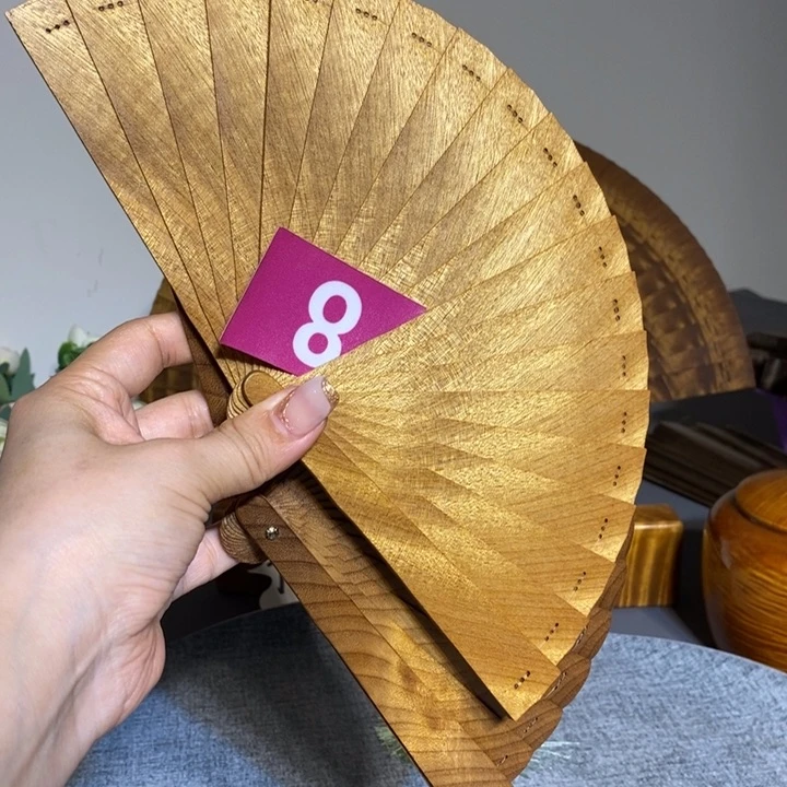 金丝楠豆****饼金丝楠木扇子