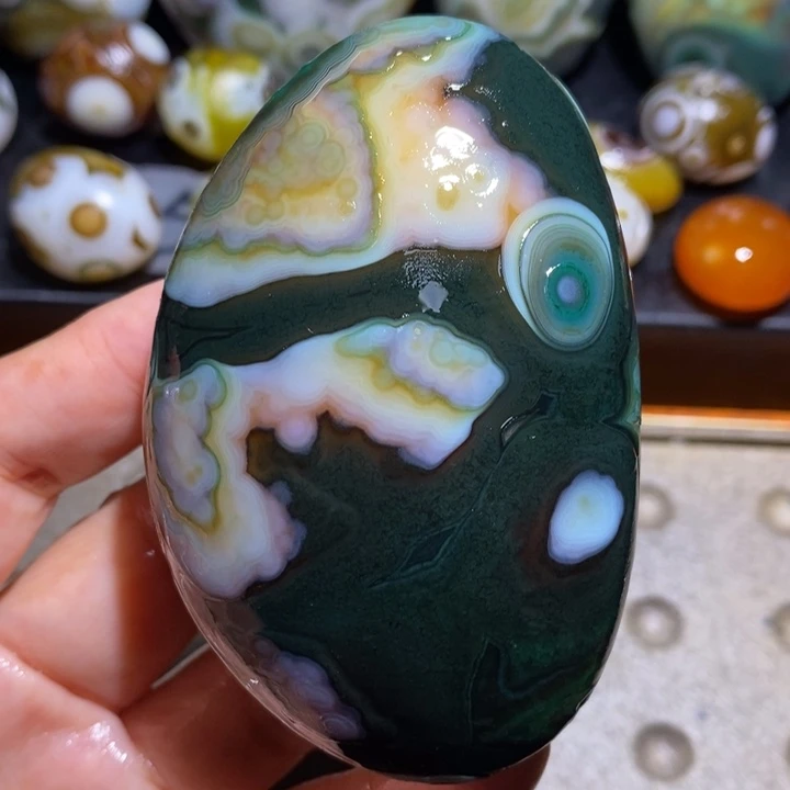 未镶嵌玛瑙/玉髓珠宝半成品66