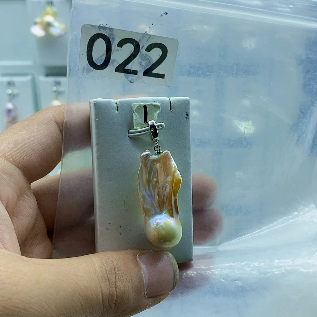 颈饰合金淡水珍珠