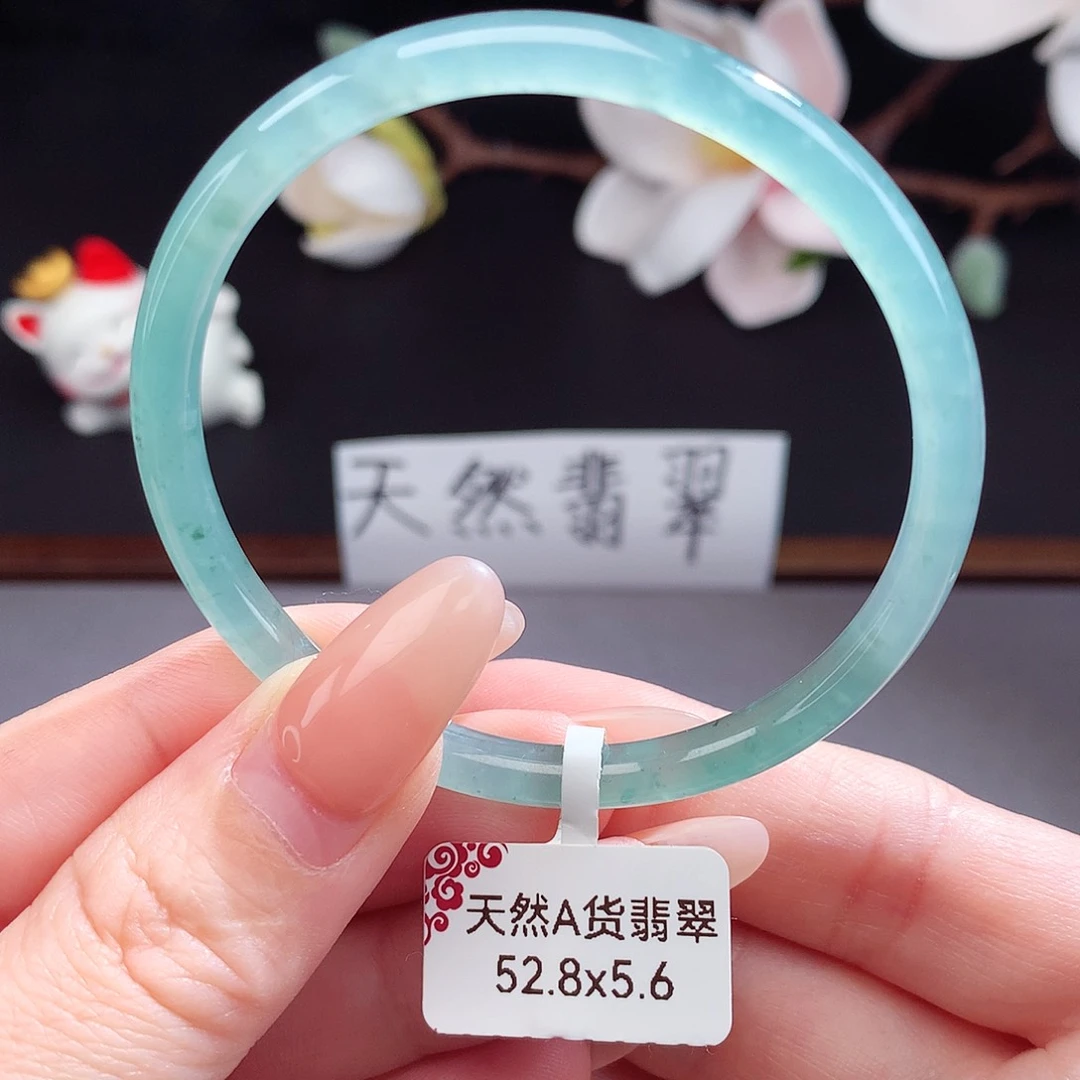 翡翠手镯（圆镯）未镶嵌