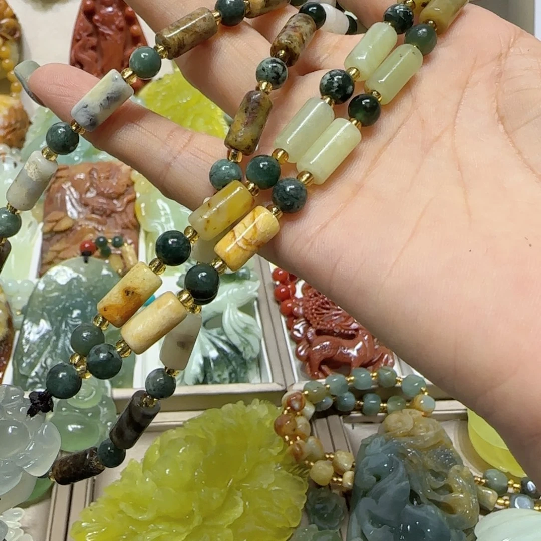 未镶嵌蛇纹石玉吊坠静***?