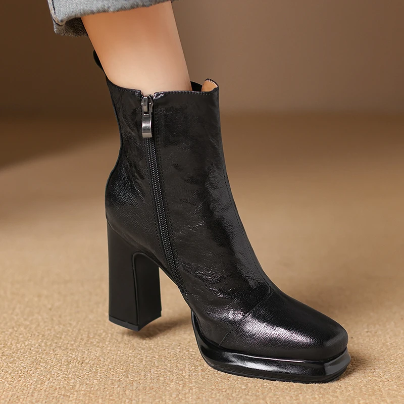 小个子防水台高跟靴子9.5cm粗跟真皮短靴女方头侧拉链切尔西靴