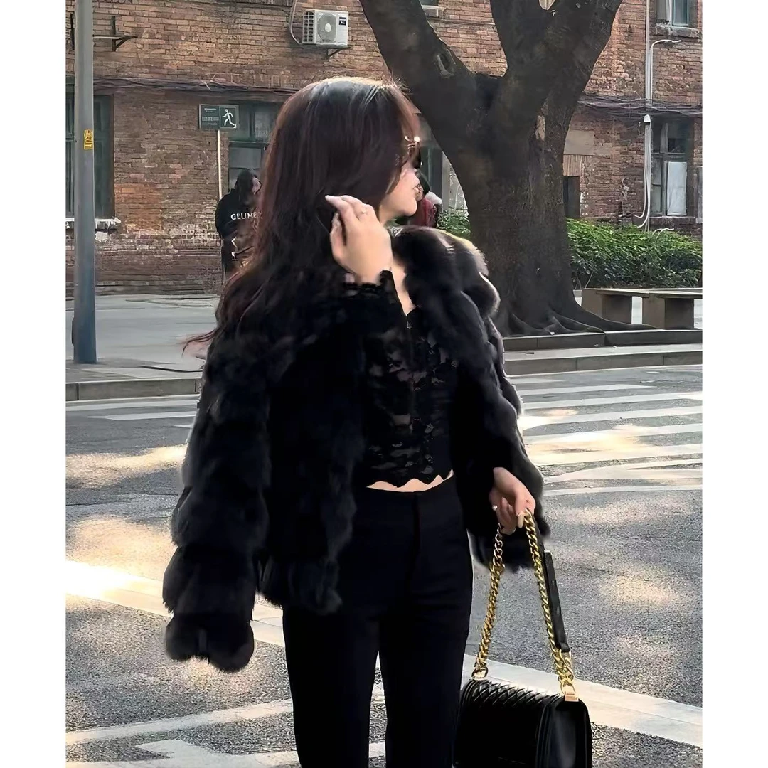 2025轻奢气质狐狸毛女外套YC238