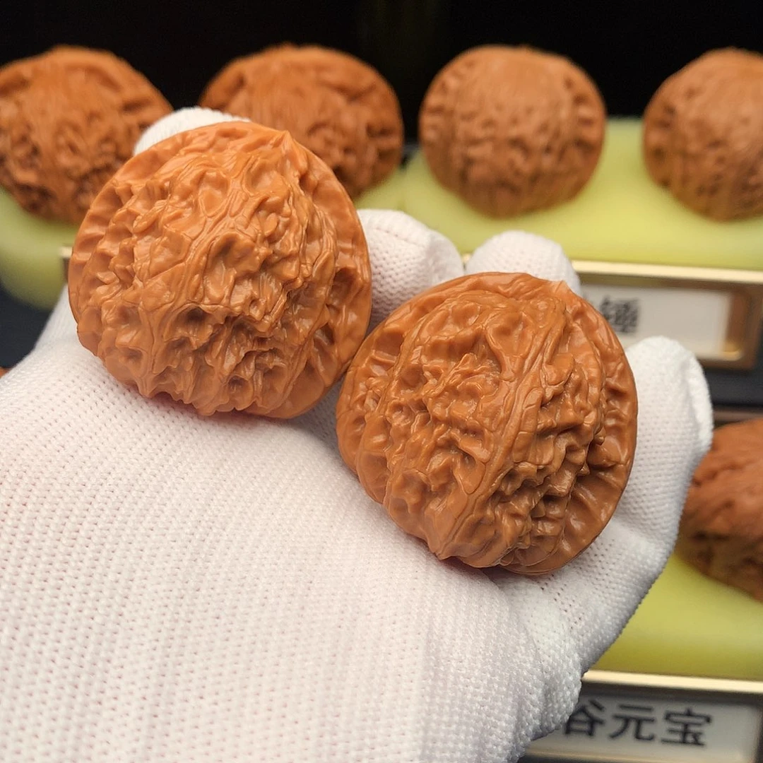 文玩核桃吊坠659号白狮子38