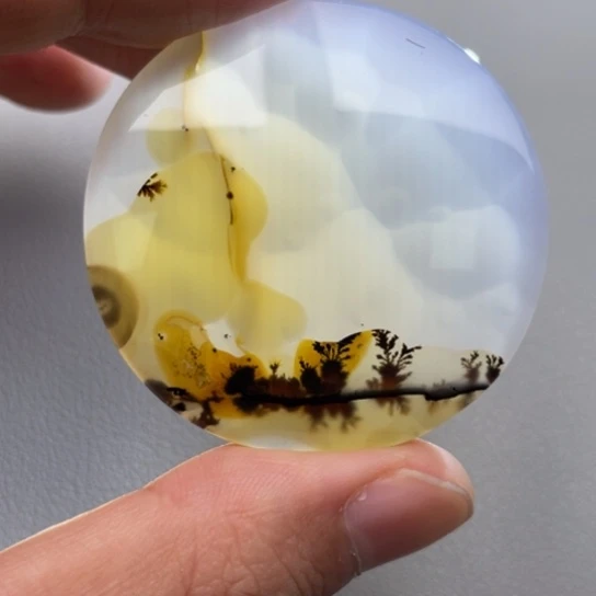 玛瑙/玉髓颈饰未镶嵌i