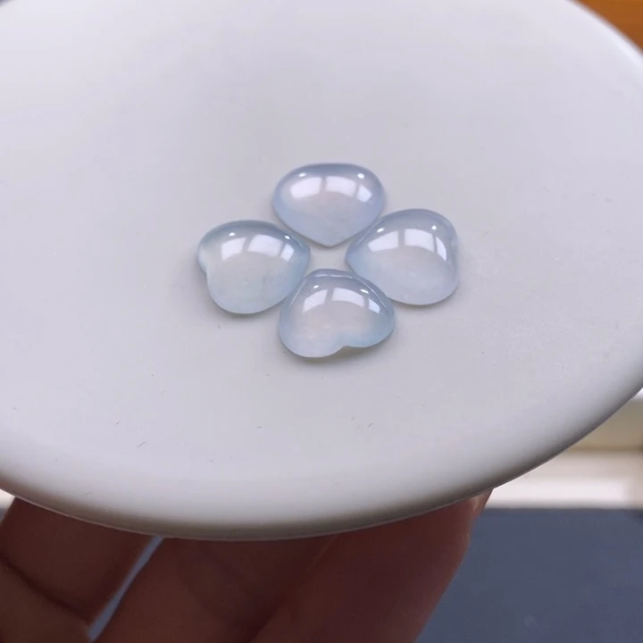 翡翠吊坠(不含链)未镶嵌翡翠冰种小爱心随机发一件