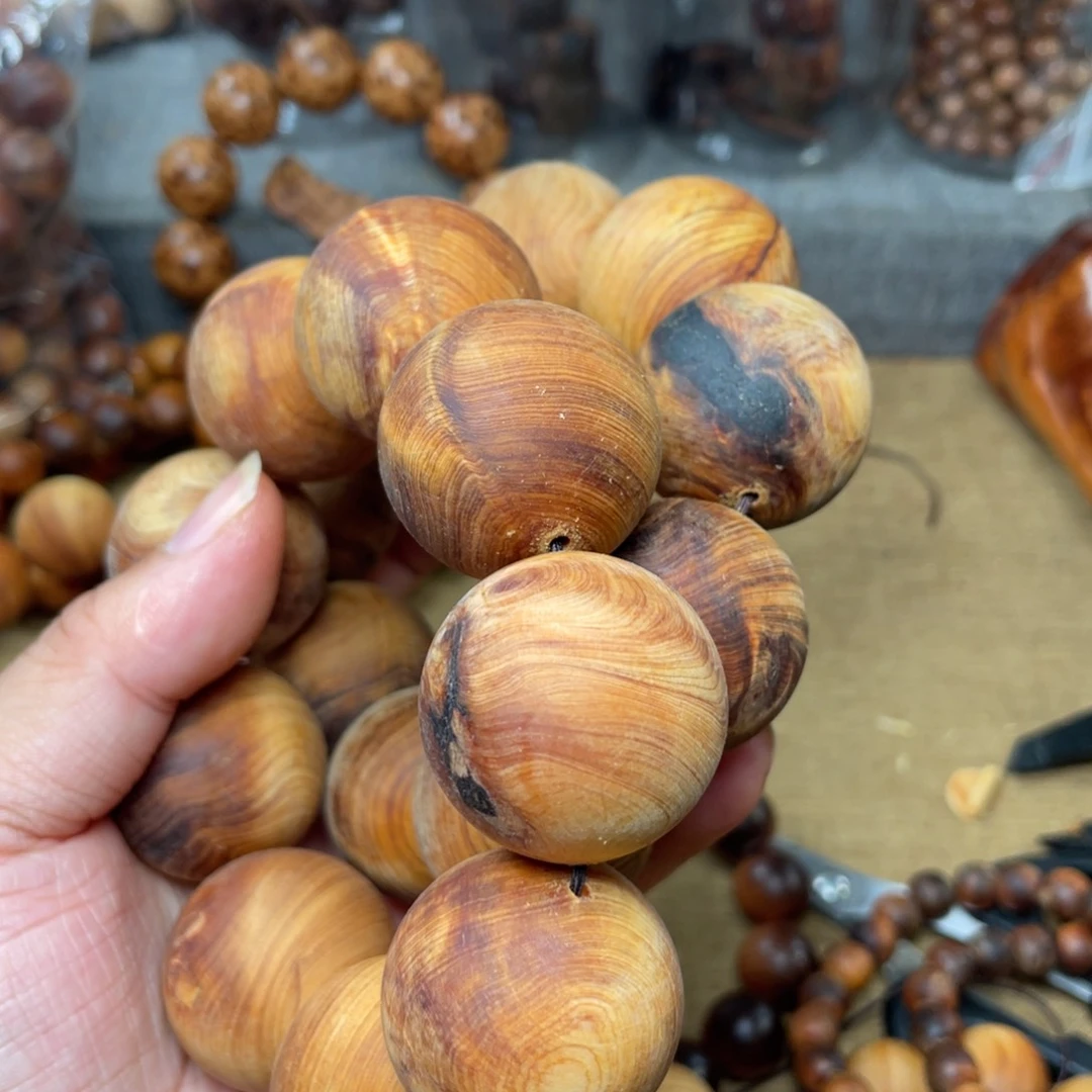 柏木（崖柏）无事牌Y**J3.0太行崖柏瑕疵珠