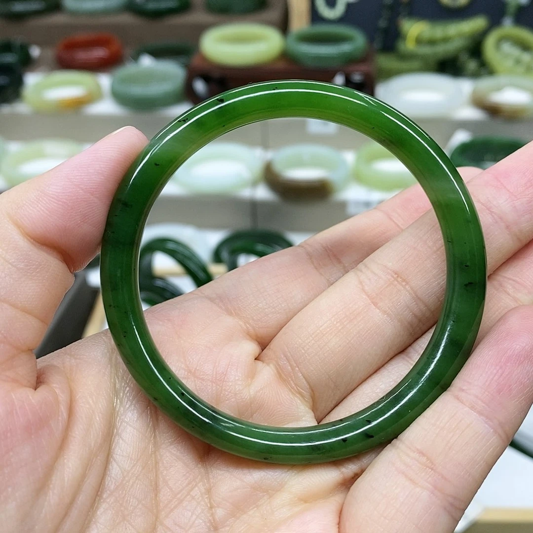 【闪购商品】未镶嵌手镯和田玉（碧玉）碧玉叮当