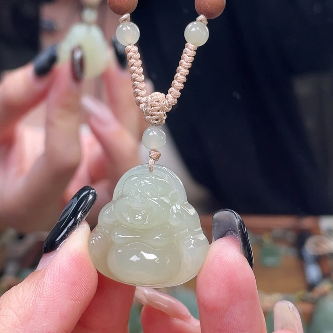 和田玉未镶嵌颈饰25浅