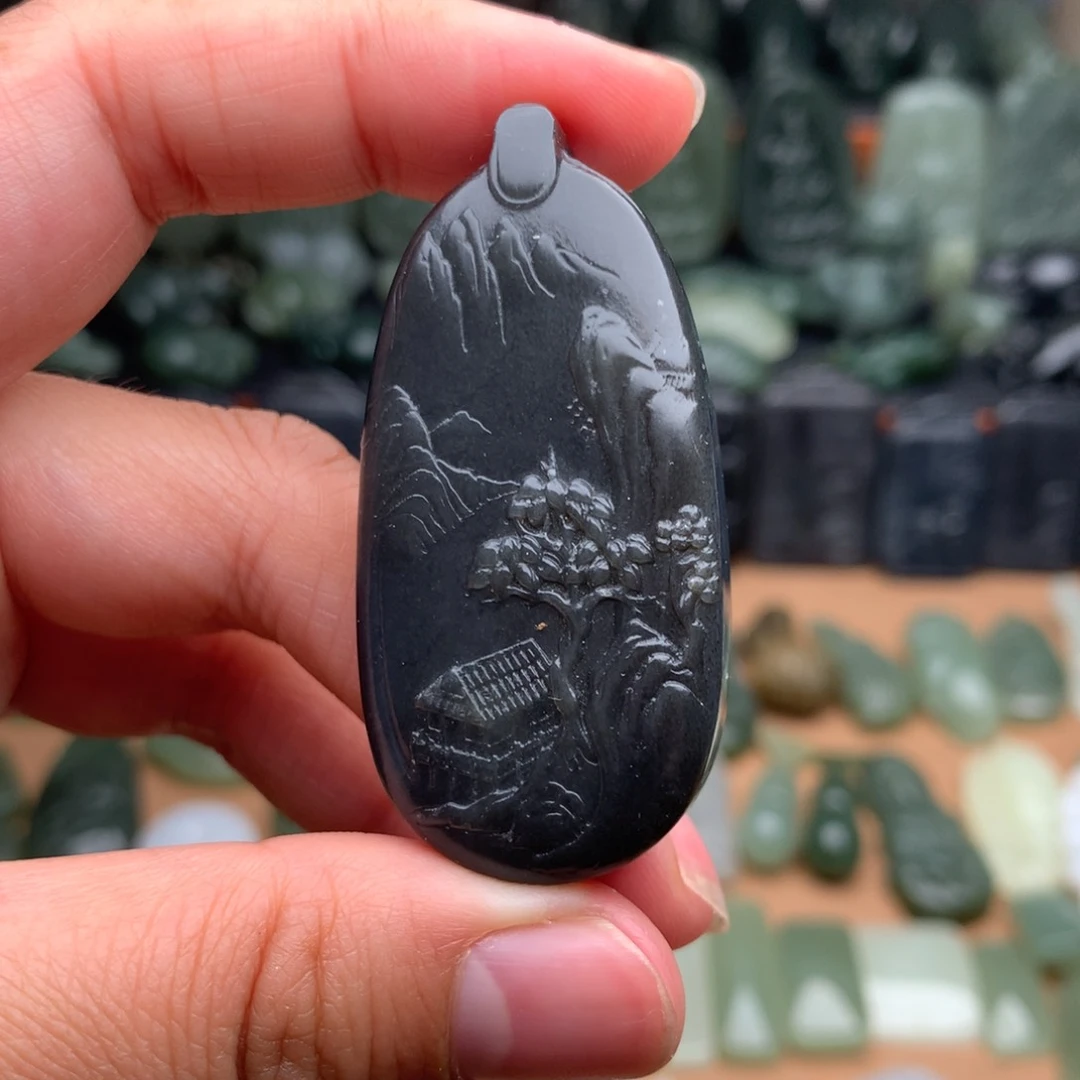 和田玉未镶嵌颈饰挂件42