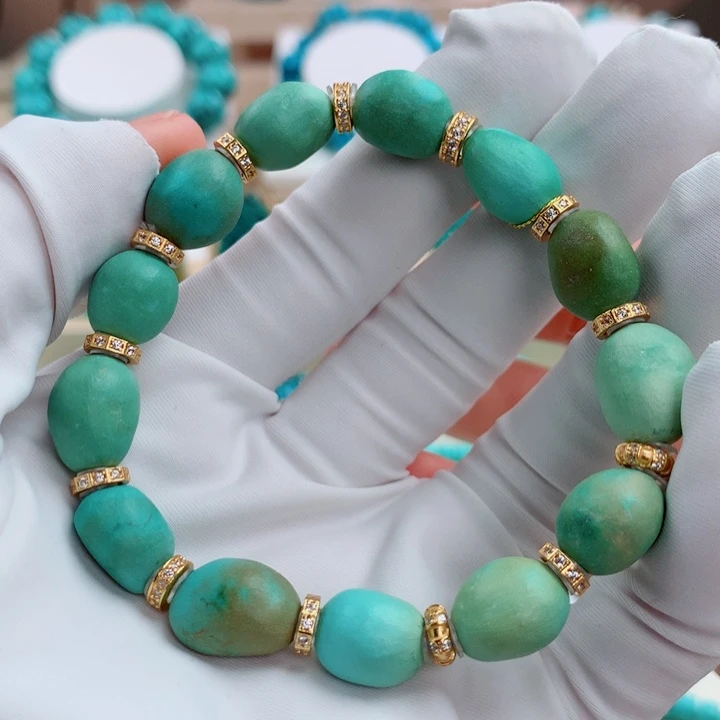 绿松石未镶嵌挂件