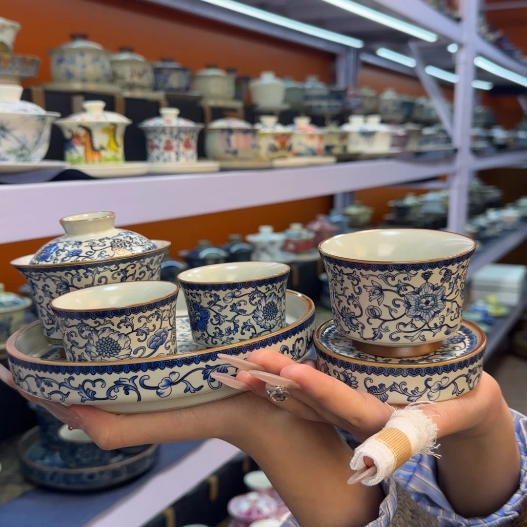 我在外面吃饭呢你在哪了