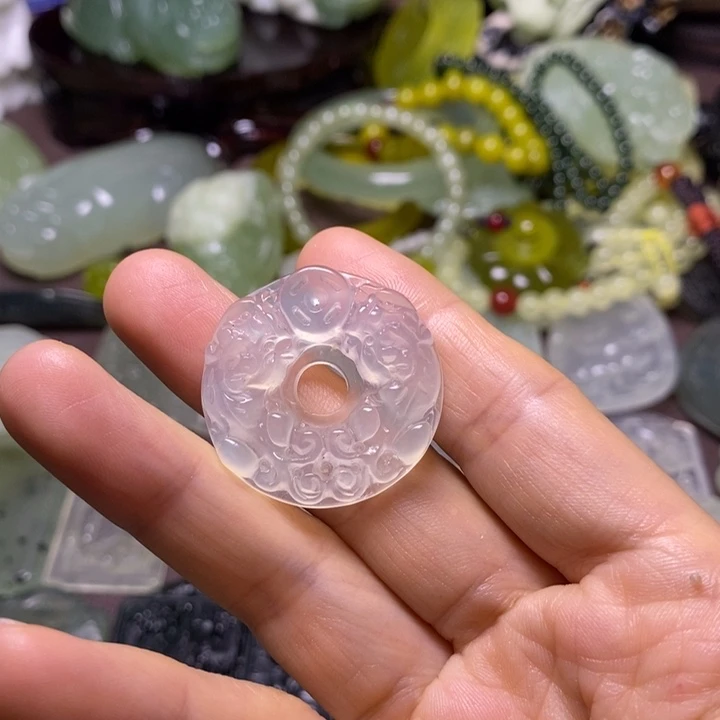 岫玉未镶嵌岫玉颈饰