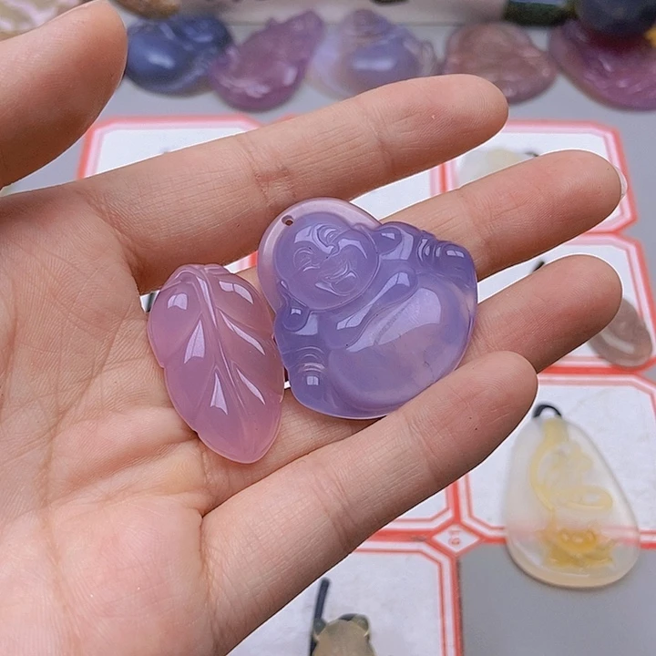 【闪购商品】玛瑙/玉髓未镶嵌珠宝半成品丰**足