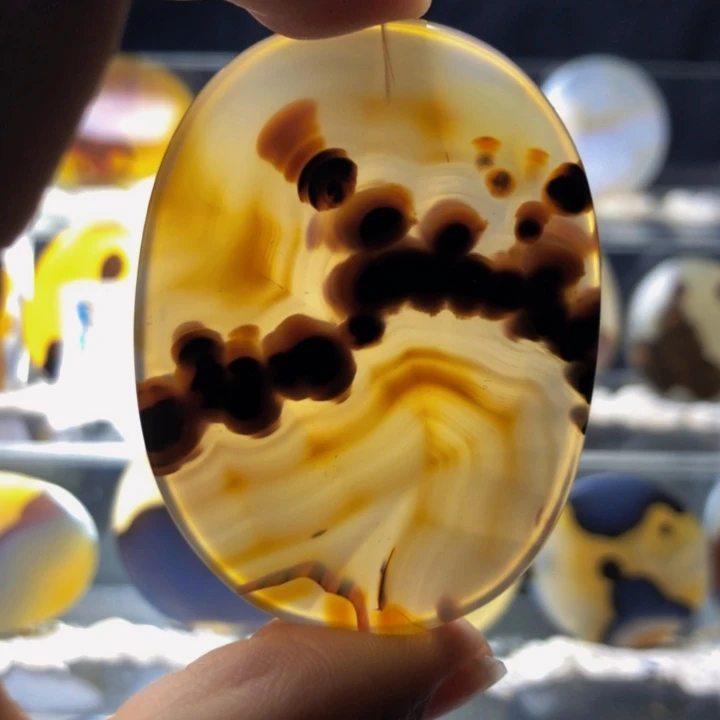 合金玛瑙/玉髓珠宝奇石77