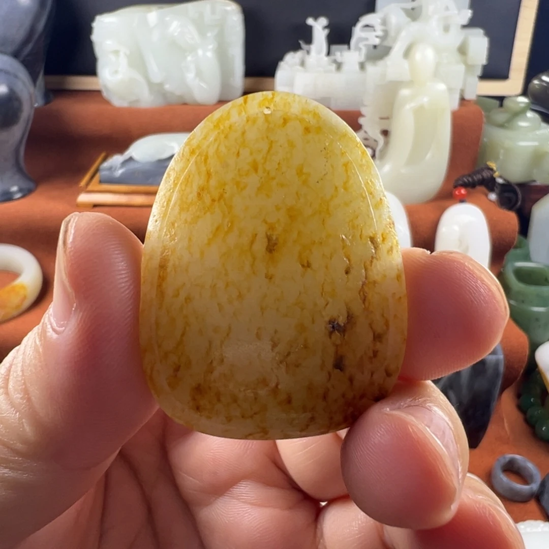 和田玉（青白玉）未镶嵌颈饰