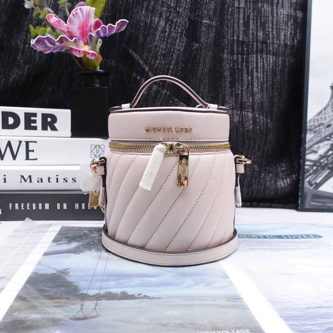 95新 MICHAEL KORS/迈克高仕 单肩包/T10277416