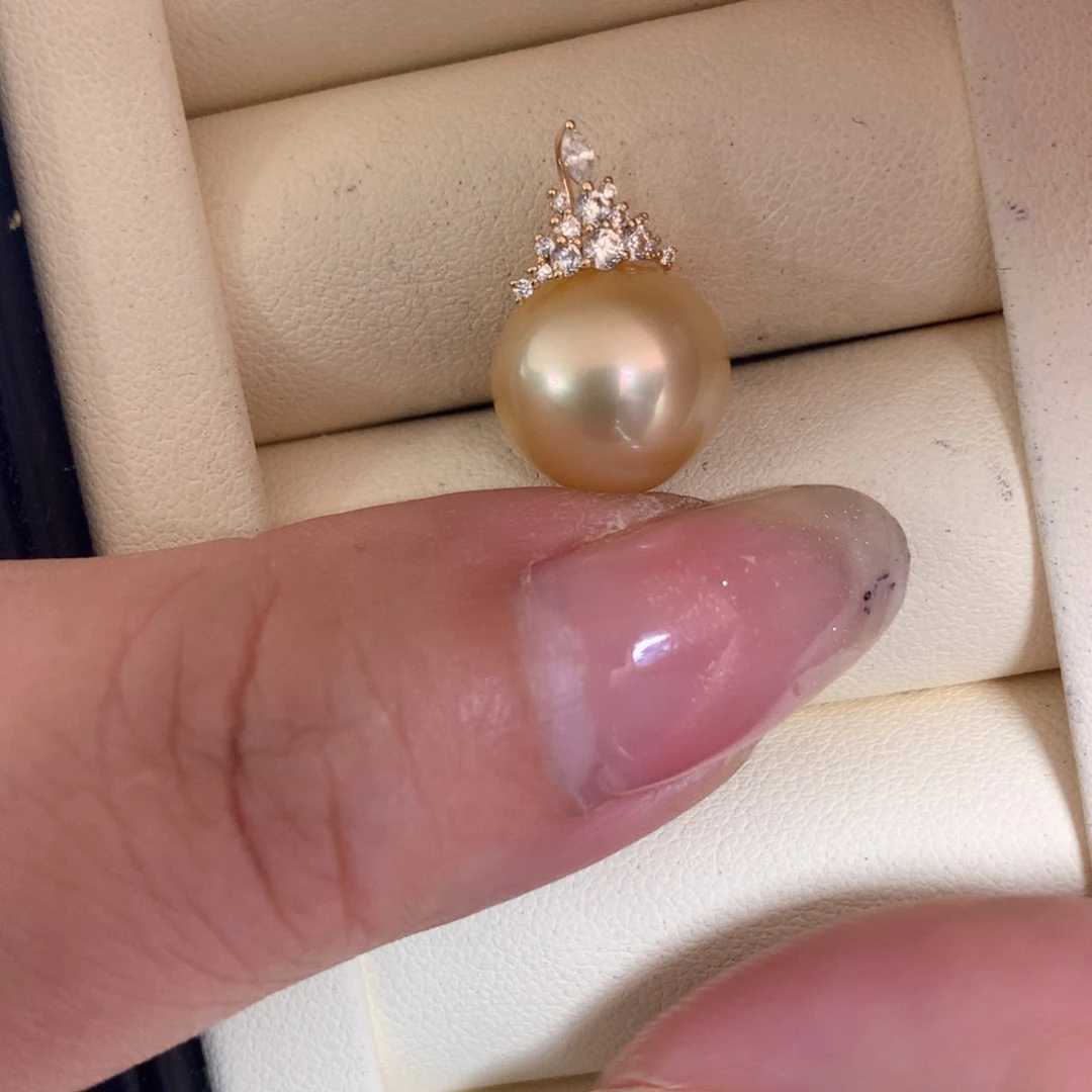 海水珍珠18K金镶嵌颈饰