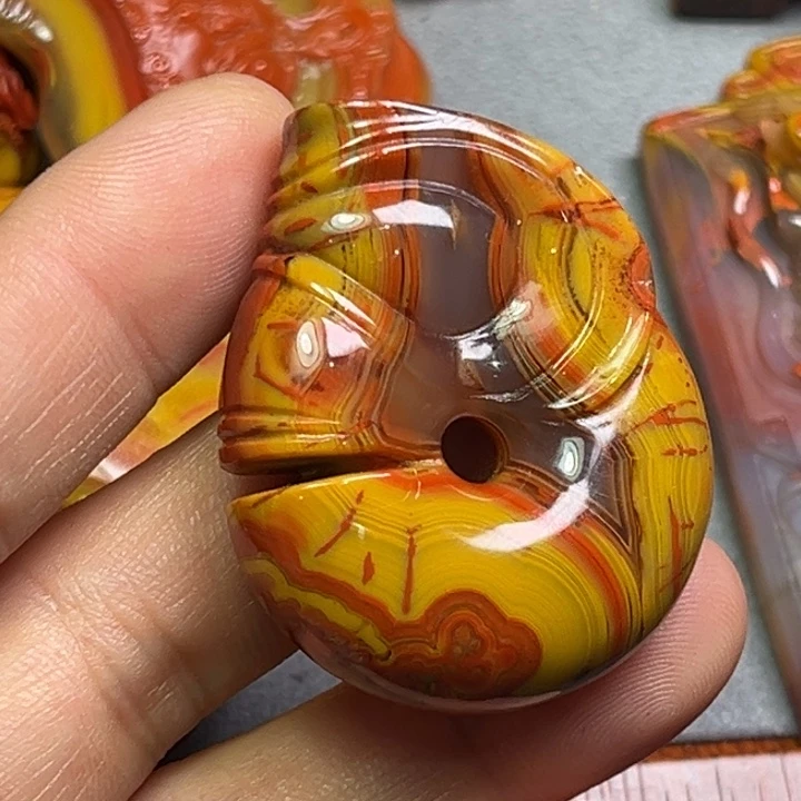 涛***旧玛瑙/玉髓未镶嵌颈饰