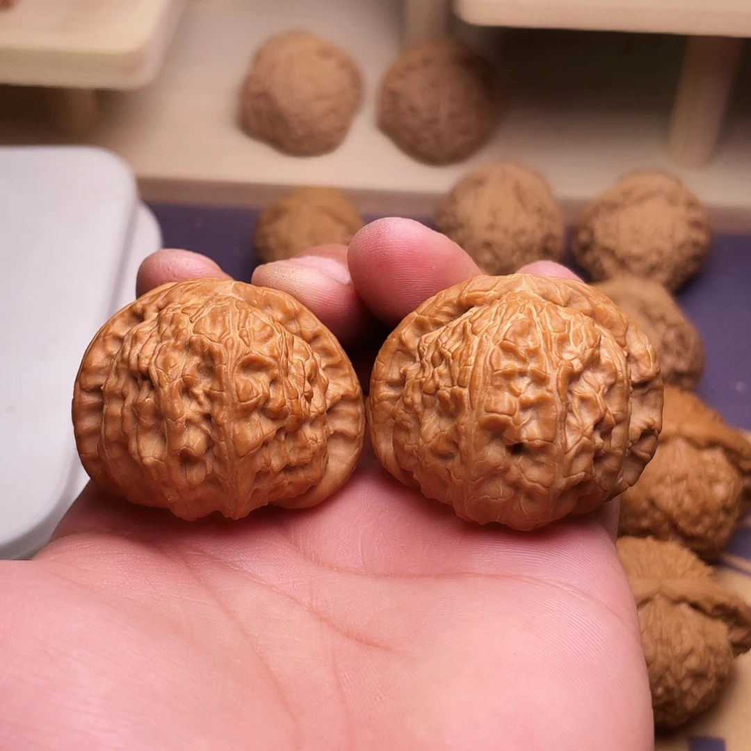 大***听文玩核桃白狮子43