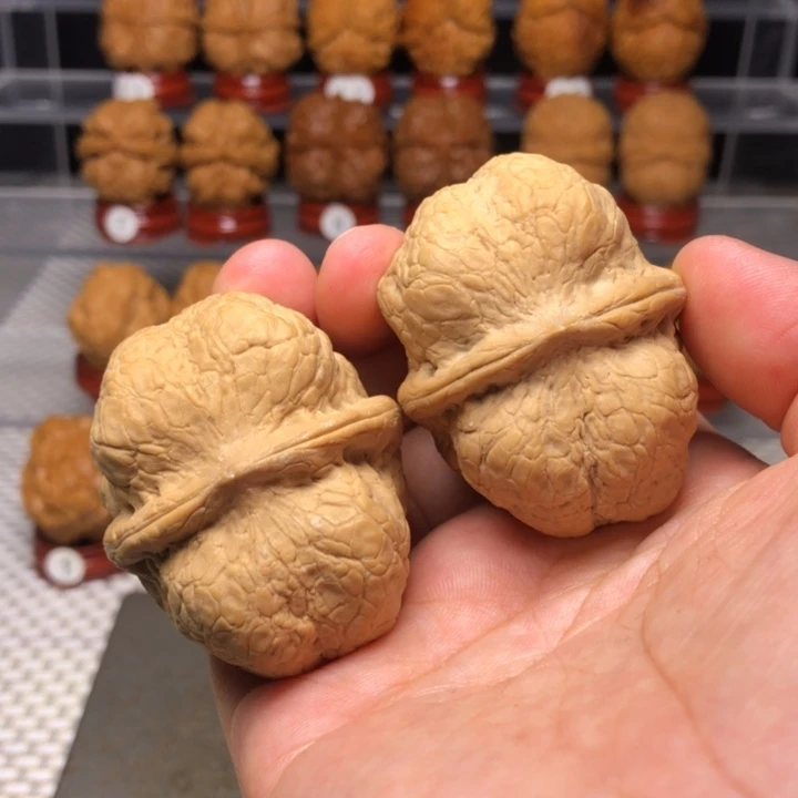 把件文玩核桃49方尊