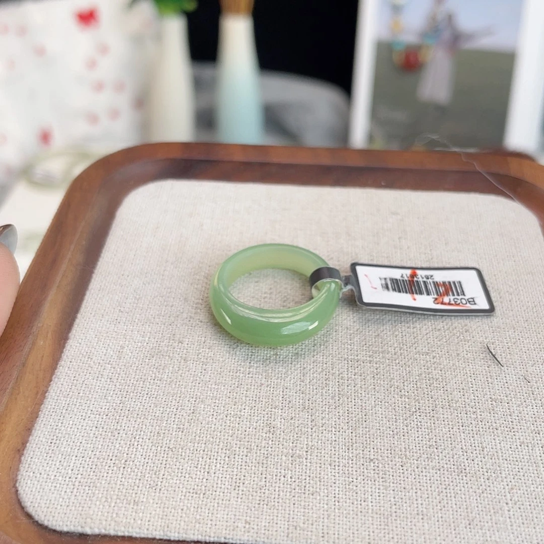 和田玉未镶嵌戒指U65翠青馒头17.3不退换