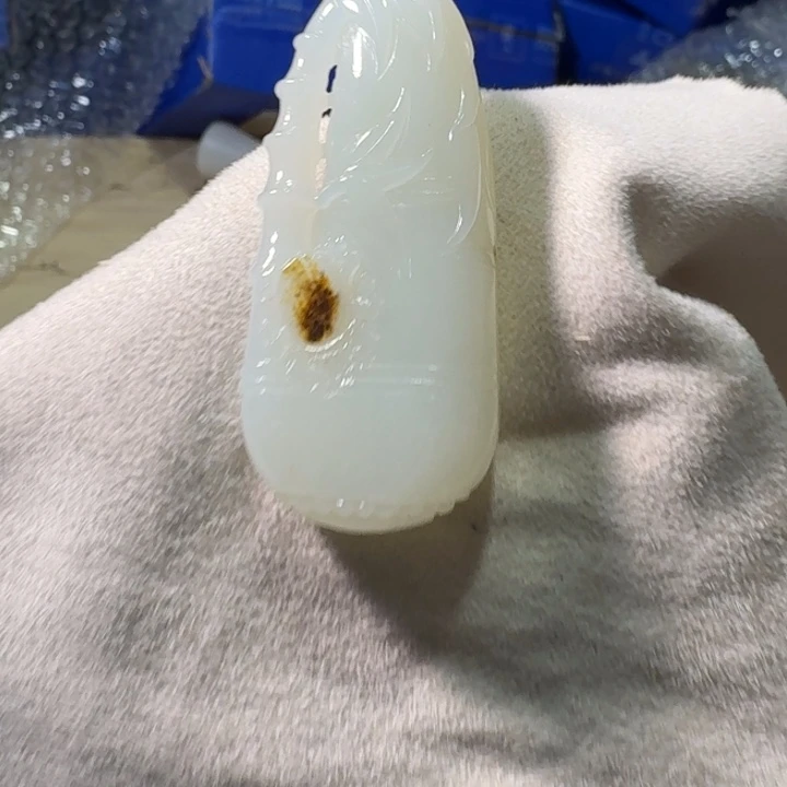和田玉（糖玉）未镶嵌挂件