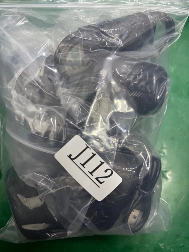 9新  捡漏JBL真无线蓝牙耳机编号J112