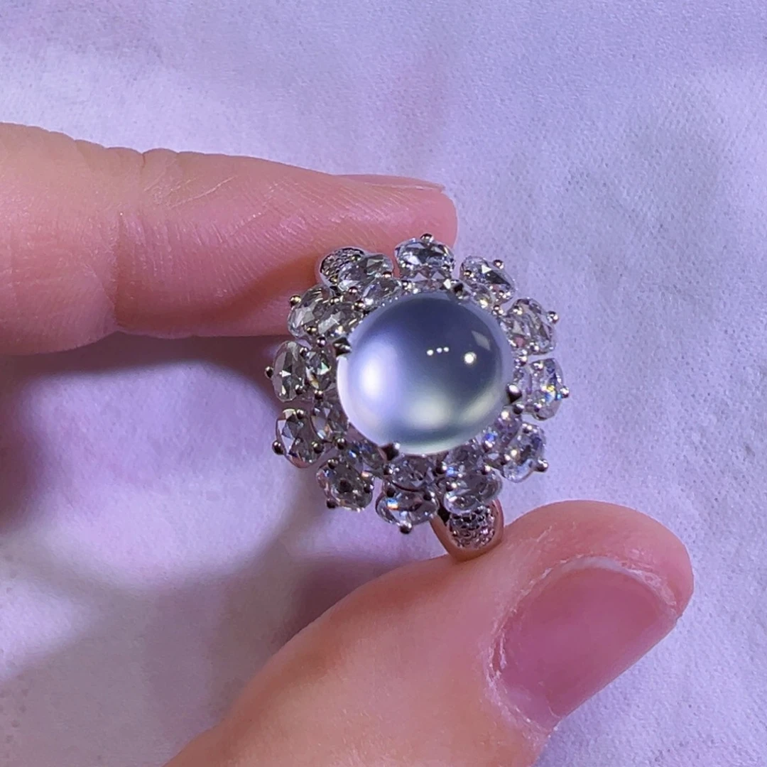 翡翠18K金镶嵌戒指