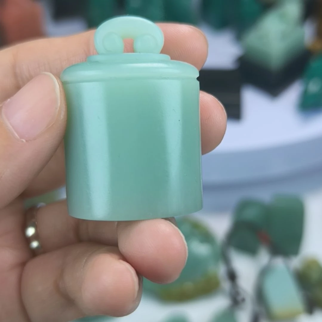 昌化石印石梅子青如意钮